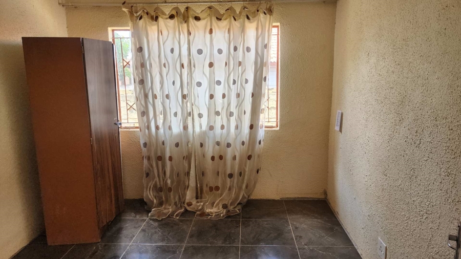 3 Bedroom Property for Sale in Geelhoutpark North West